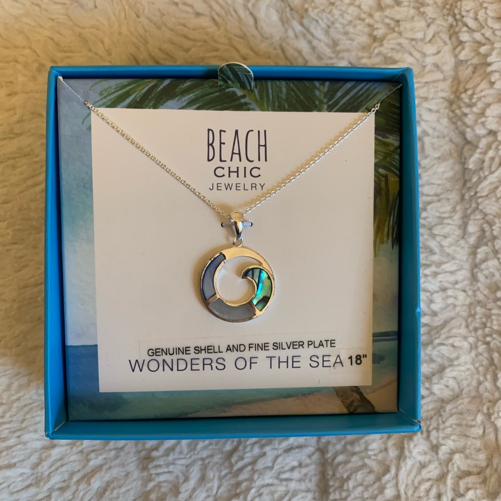 Beach Chic Necklace ☀️🌊